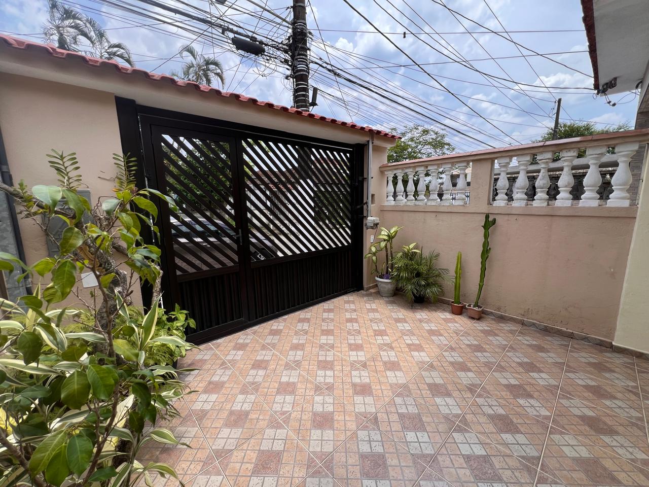 Casa a venda Vila São Jorge em S. Vicente com 2 dorm.